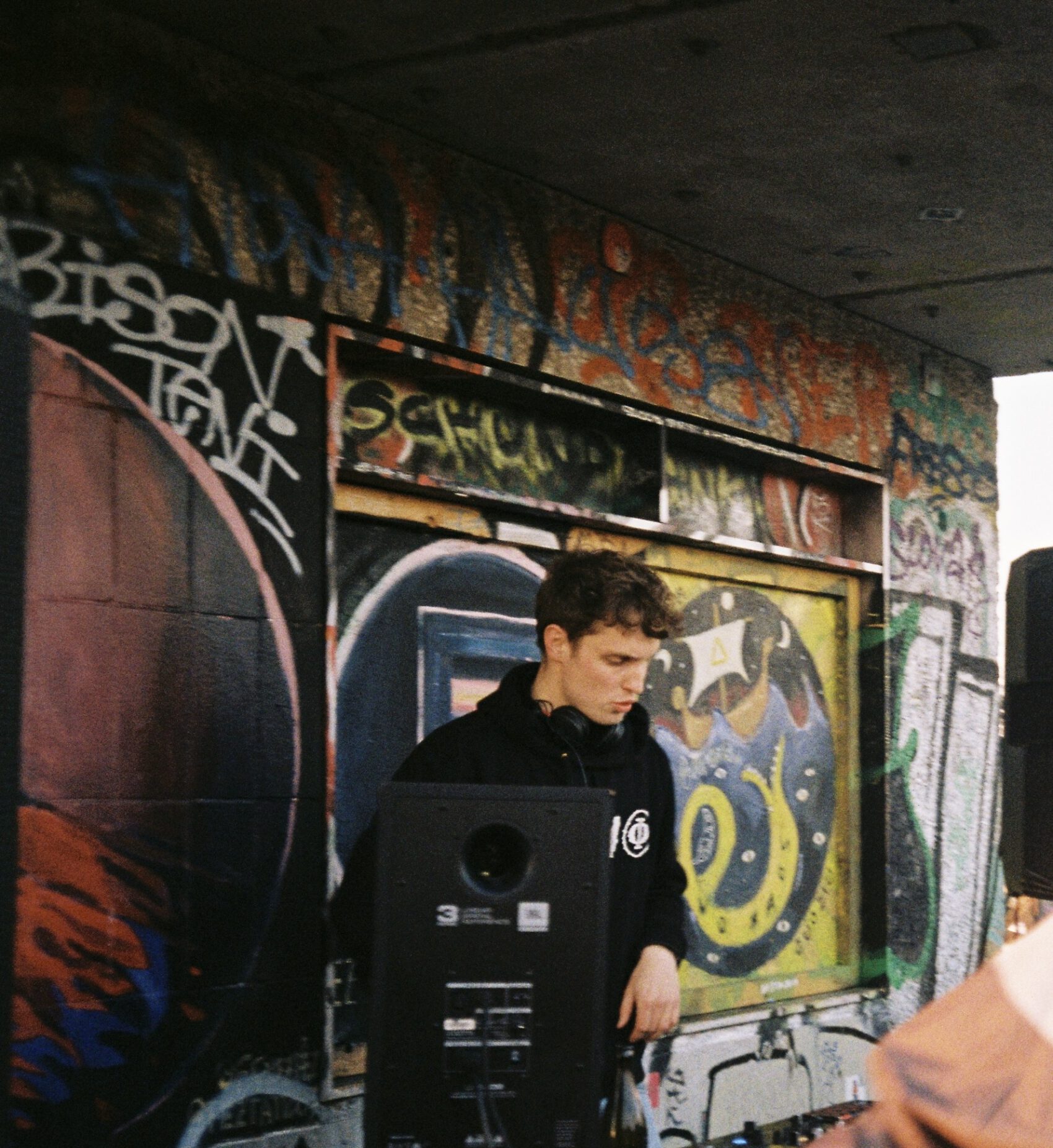 ELIAS NUIT                                HARDTECHNO / TRANCE
